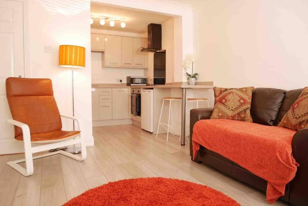 York City Centre, Recently Renovated 2 Bedroom Flat 外观 照片