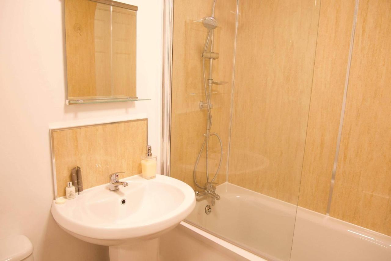 York City Centre, Recently Renovated 2 Bedroom Flat 外观 照片